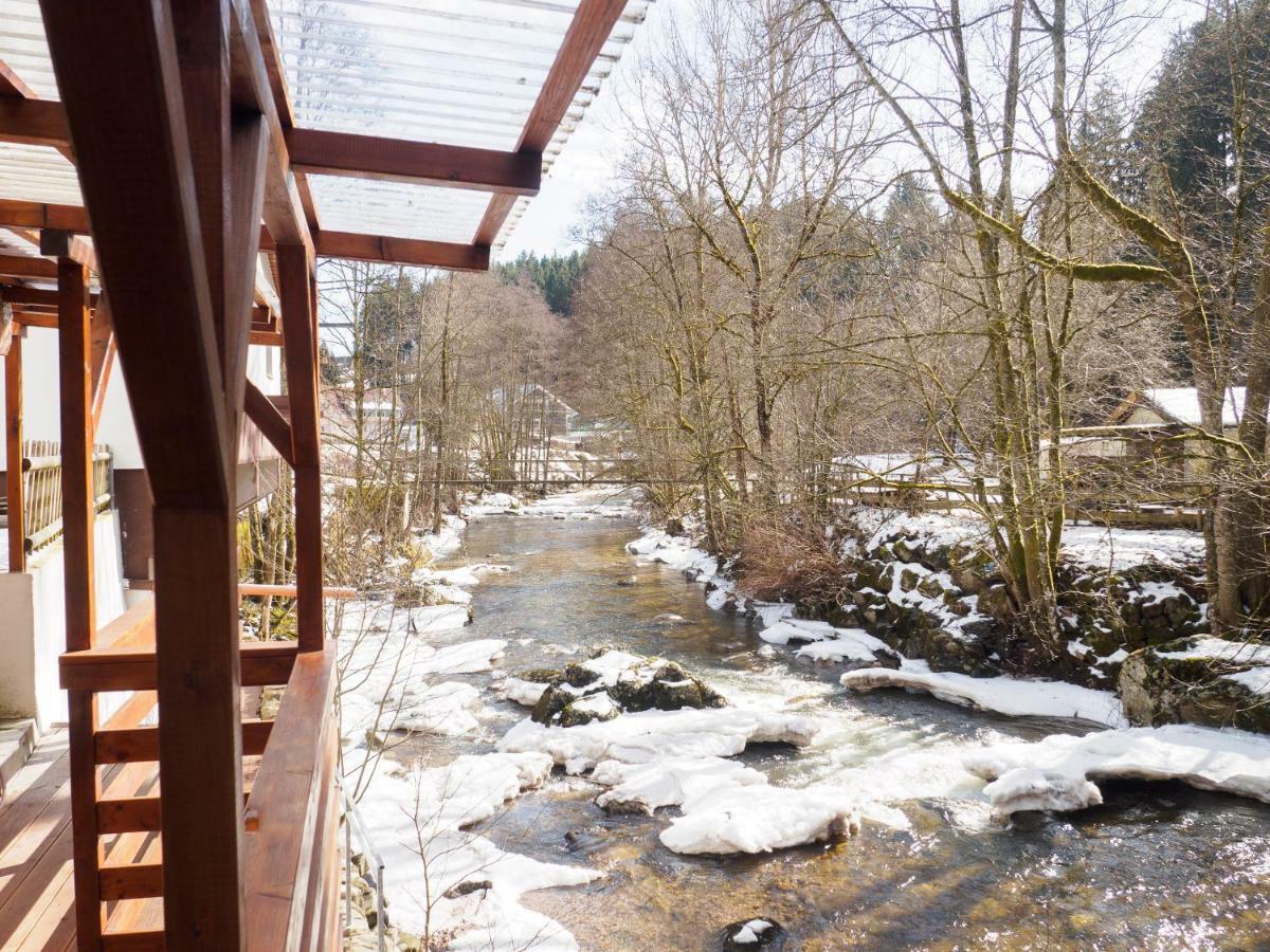 Haus Am Fluss Apartment ไบเออร์สบรอนน์ ภายนอก รูปภาพ